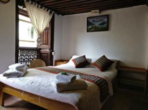 Hiranya Guest House